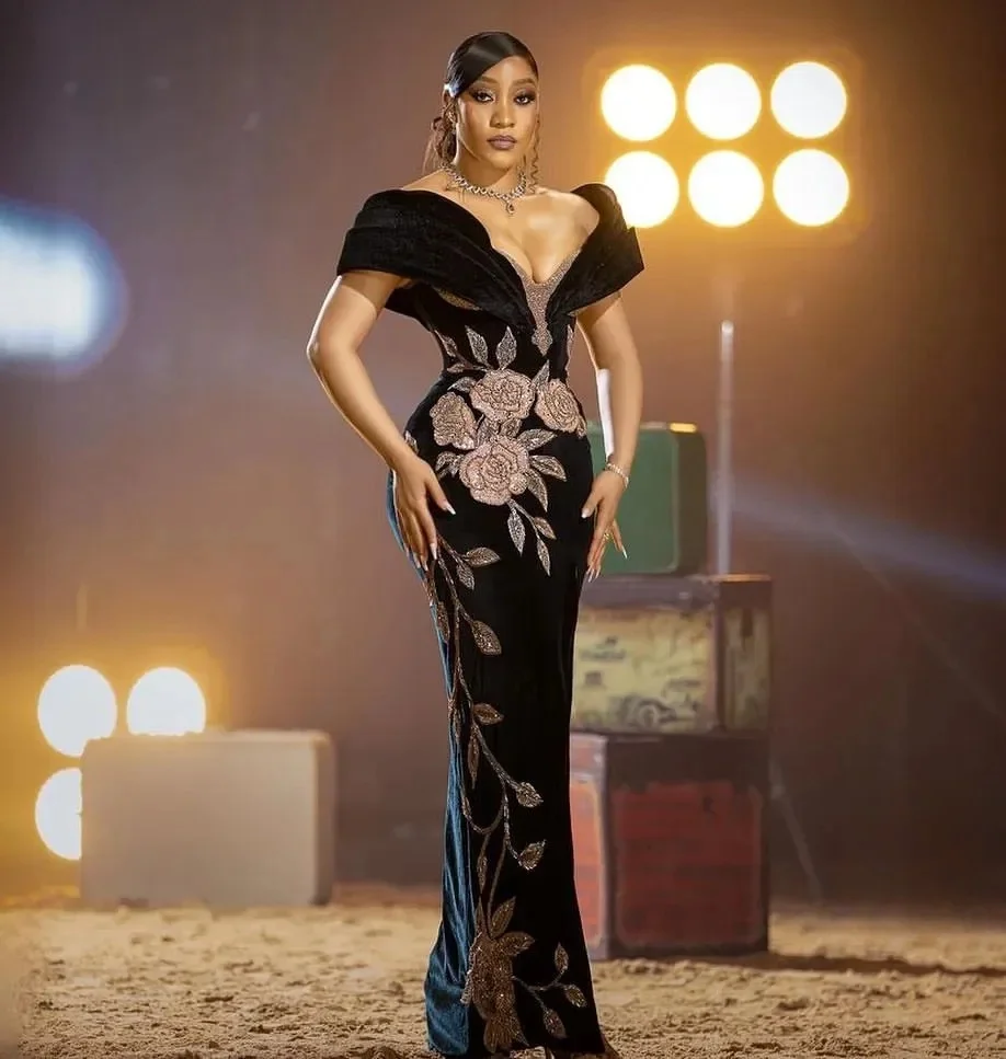 

Африканское платье Асо Эби 2026, черное облегающее платье для выпускного вечера, расшитое бисером и кружевом, для особых случаев, бархатное, с высоким разрезом, вечернее, формальное, для торжественных мероприятий