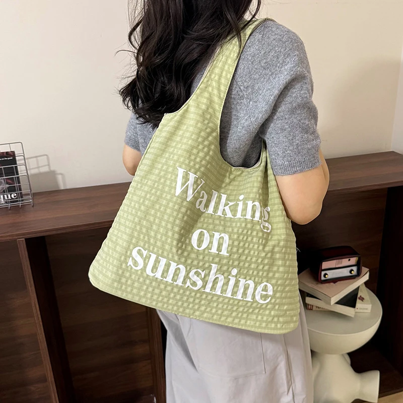 

2026 New Canvas Tote Bag Women's Casual Lightweight Handheld Shopping Bag Commuter Versatile Shoulder Bag for Daily Use