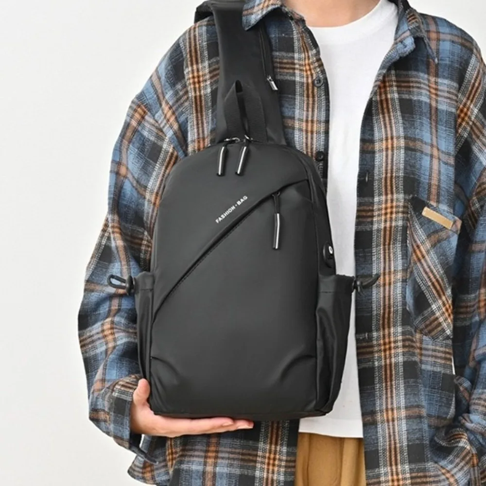 

Simple Large Capacity Men Chest Bag Waterproof Korean Style Oxford Cloth Crossbody Bag Zipper Wide Strap Men Shoulder Bag Unisex