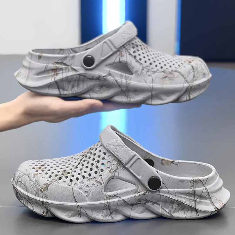 

Outdoor Clogs Men's Outdoor Beach Anti-slip Breathable Slippers Men's Thick-soled Comfortable Soft-soled Casual Sandals Men