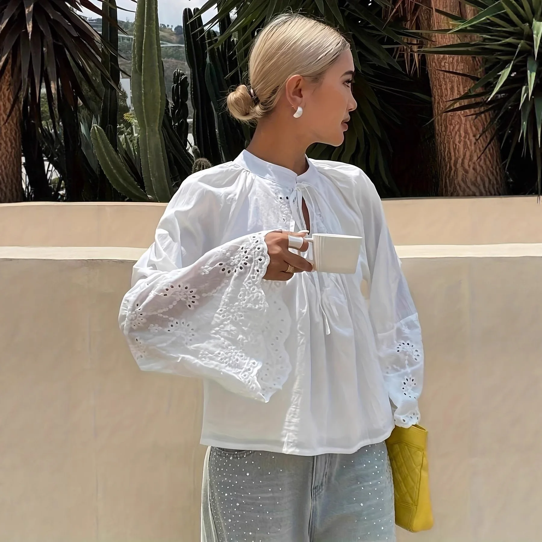 Women's Shirt 2026 Summer New White Long-Sleeve Lace Embroidery Decorative Romantic Shirt Beach Vacation Unique