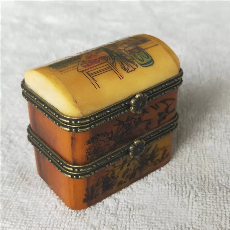 China Old Ox Hand Painted beauty Writing Three open Jewelry Box Random shipment