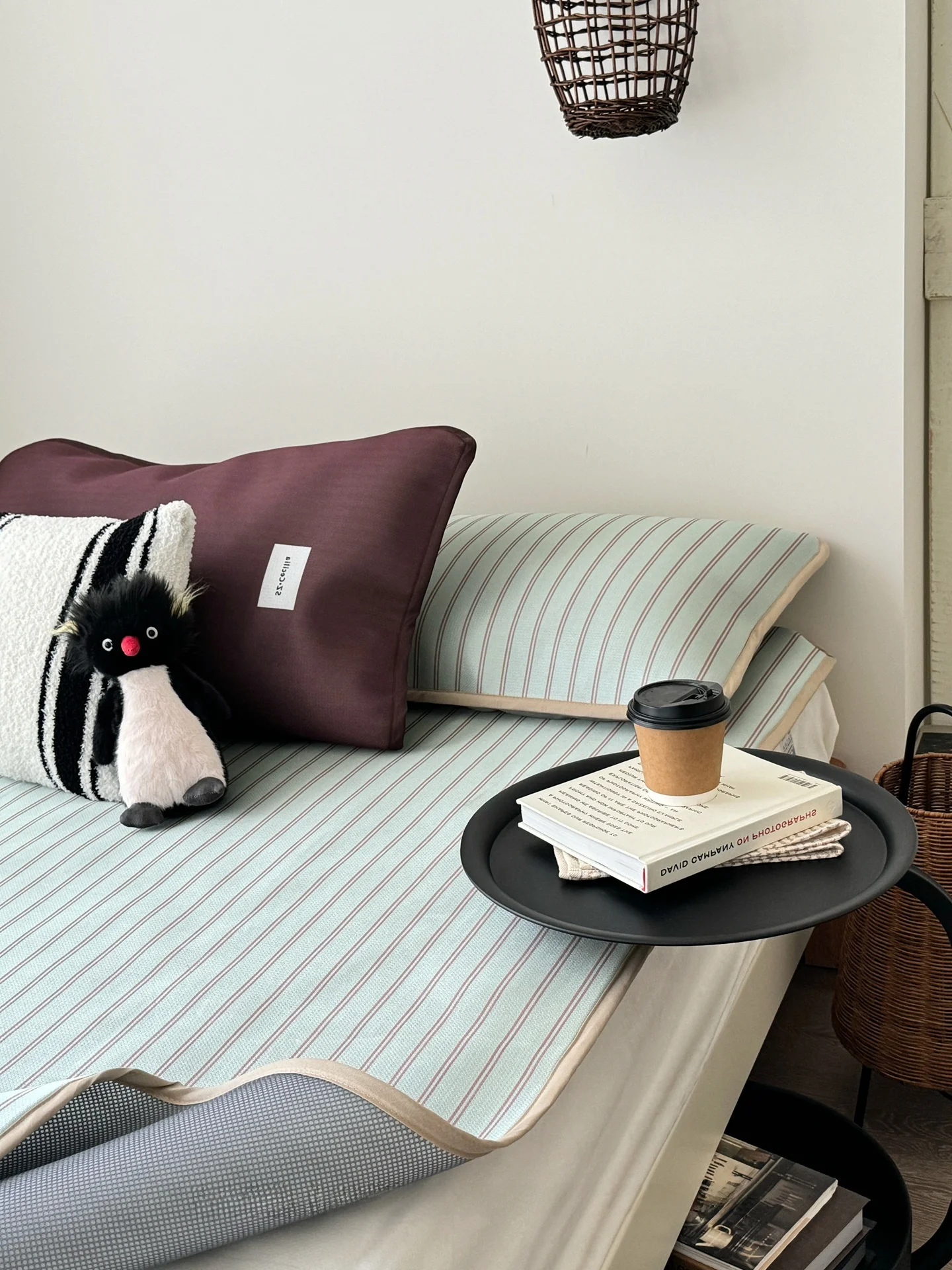 set-di-materassini-rinfrescanti-in-seta-ghiaccio-a-righe-kaki-set-estivo-da-tre-pezzi-per-dormitorio-studentesco-materassino-morbido-pieghevole-accessori-per-la-biancheria-da-letto