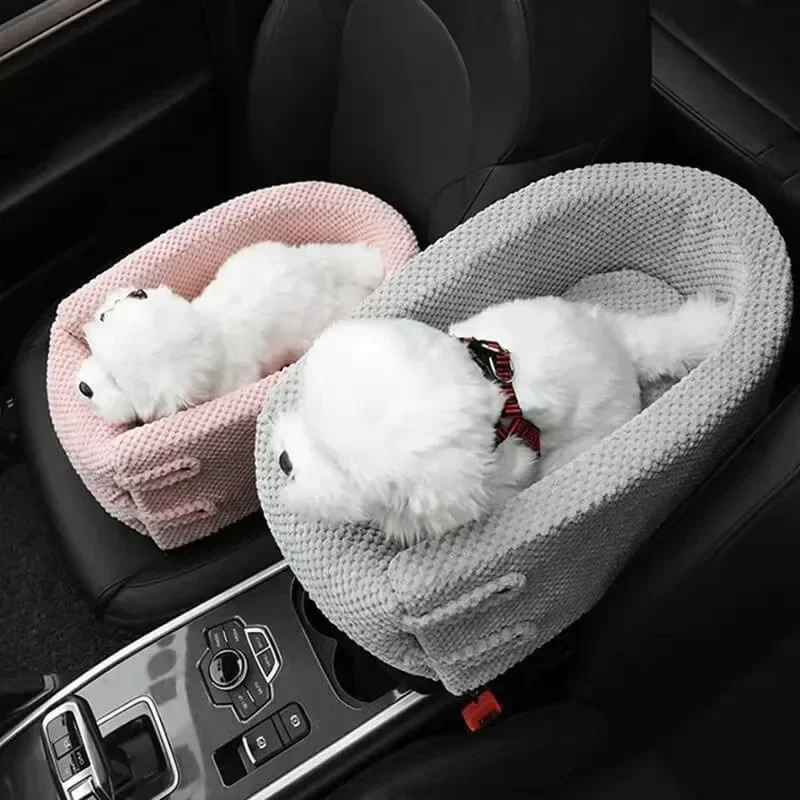 Pet-specific car seats, car central control cat bag and dog kennel, travel handbags for cats and dogs