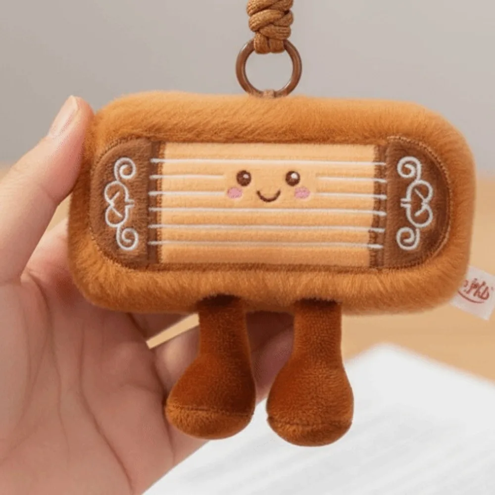 كيرينغ مقلد أداة المفاتيح محشوة Kawaii الصينية Zither قلادة لينة الكرتون Guzheng قلادة حقيبة ديكور