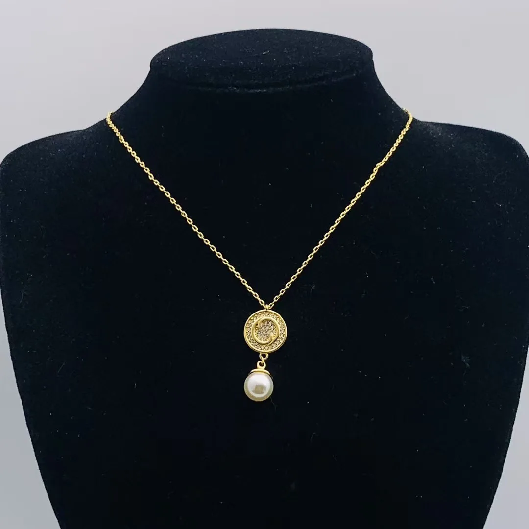 

Классическое ожерелье с двойной буквой G, ретро-ожерелье, женское латунное ожерелье, новинка 2025, ювелирные изделия