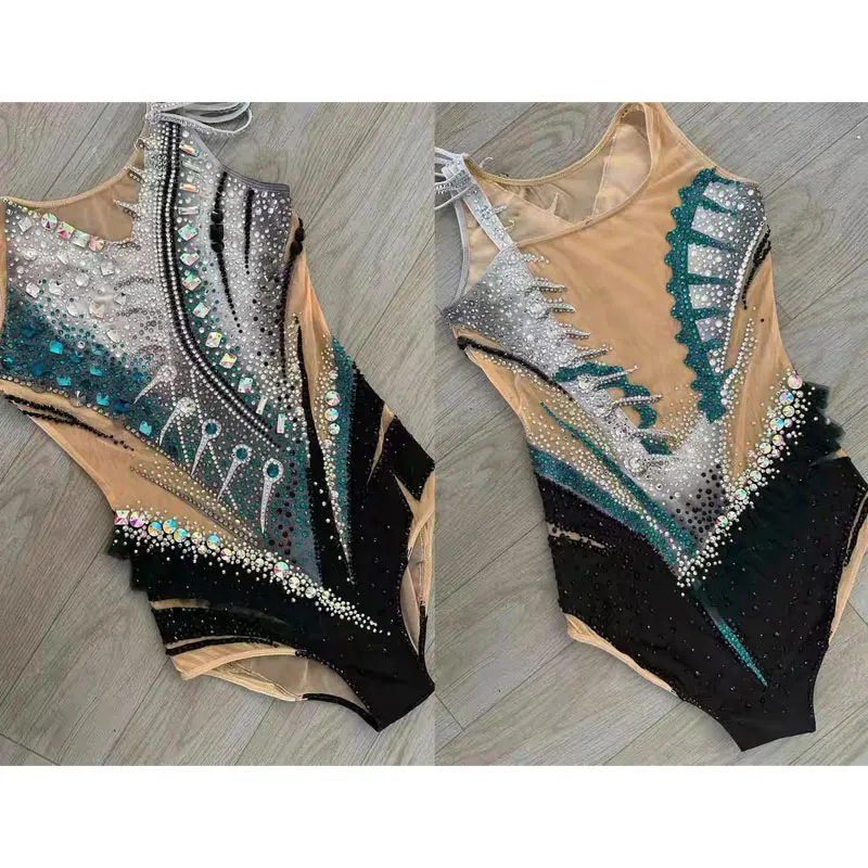 Tańce na lodzie, Clear Shadow, Łyżwiarstwo figurowe, Spódnice do występów, Gimnastyka artystyczna, Kostiumy, Zawody dziewczęce