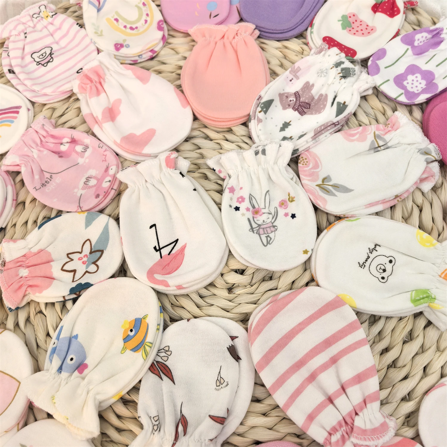 6 أزواج من القفازات الصديقة لل - مراجعة Baby Mittens Scratch وسعره