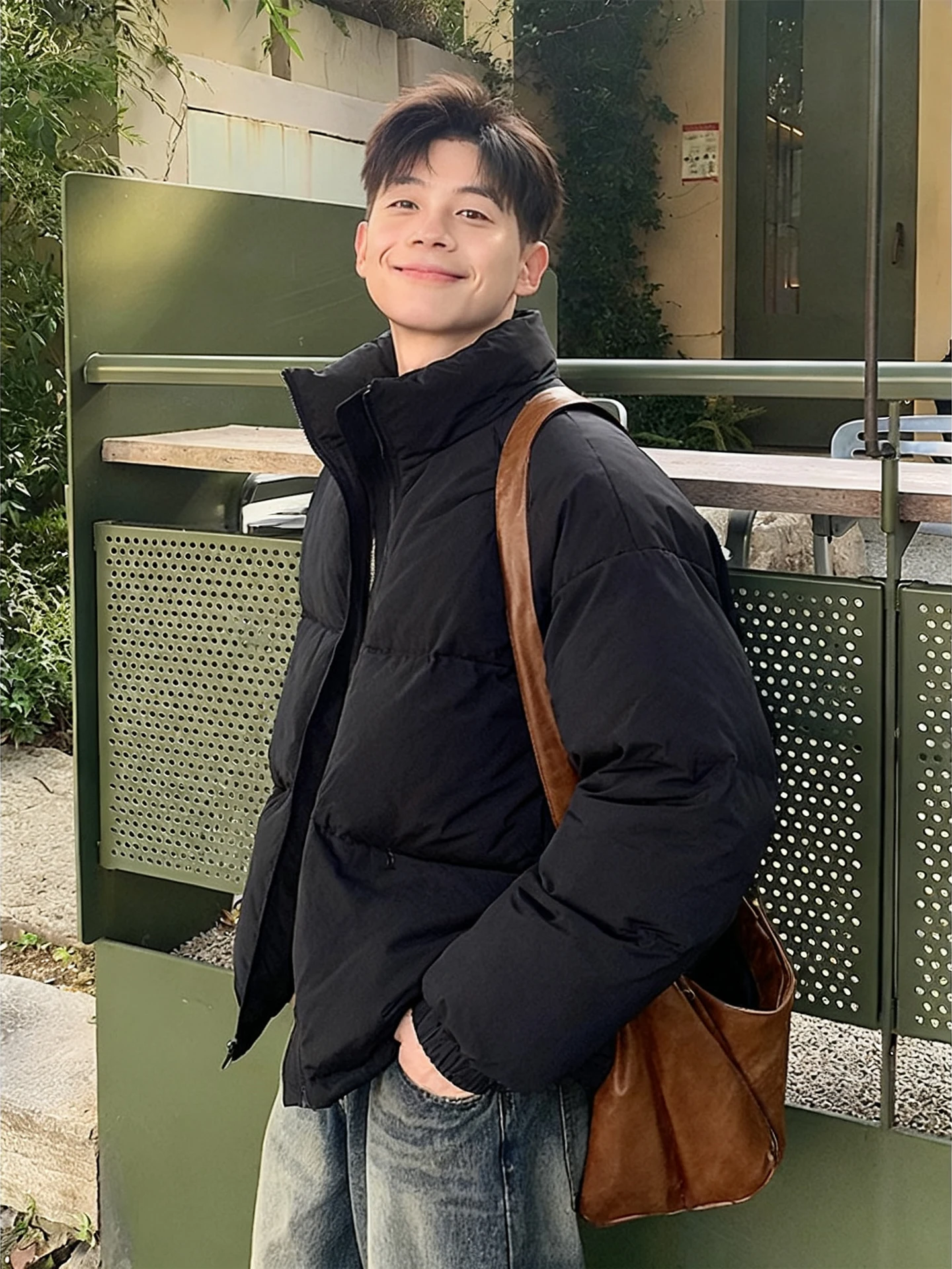 Black Stand Collar down Cotton Jacket Men's Winter Fashion High-End Feeling Cool American Bread Style Coat Warmth Outerwear