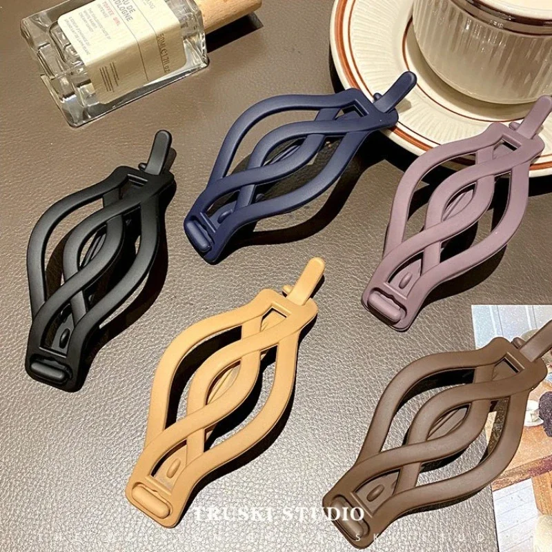Large Vintage Hollow Shark Hair Clips - alternate angle
