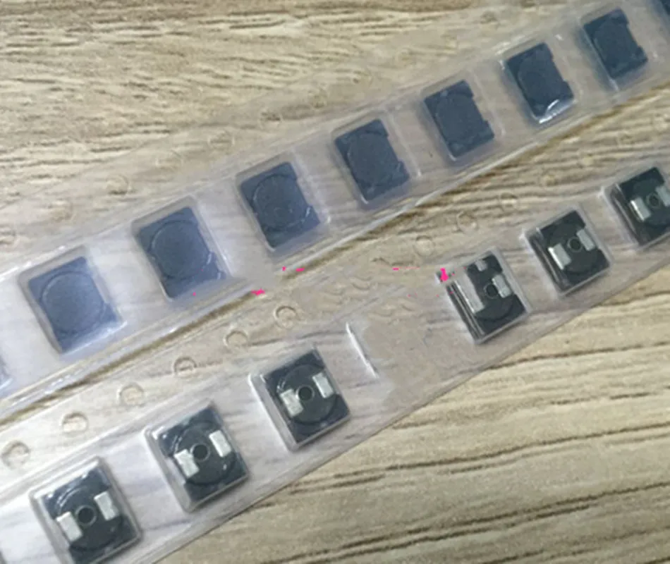 

ВЛФ 504015 MT-2R2M Экранированный силовой индуктор SMD 2,2UH 20% 2,6A 5X4X1,5 мм
