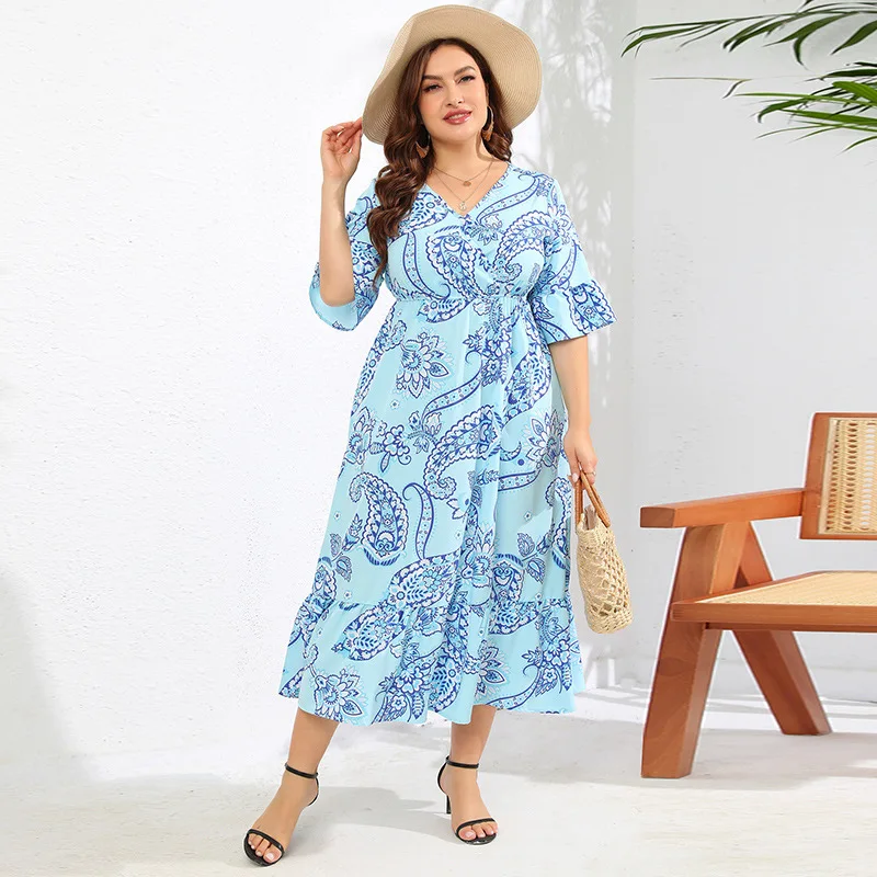 

Large size dress paisley horn sleeves elegant seaside vacation beach dress fashion simple temperament elegant vacation style hig