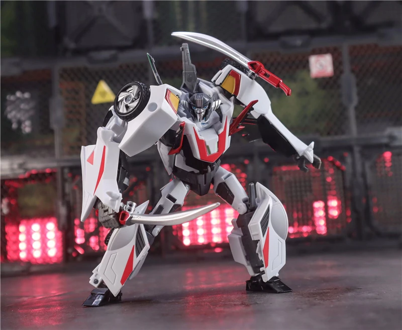 ในสต็อก Transformation Gear Factory (APC) TFP Wander Warrior Wheeljack Action Figure หุ่นยนต์รูปปั้นของเล่นของขวัญ