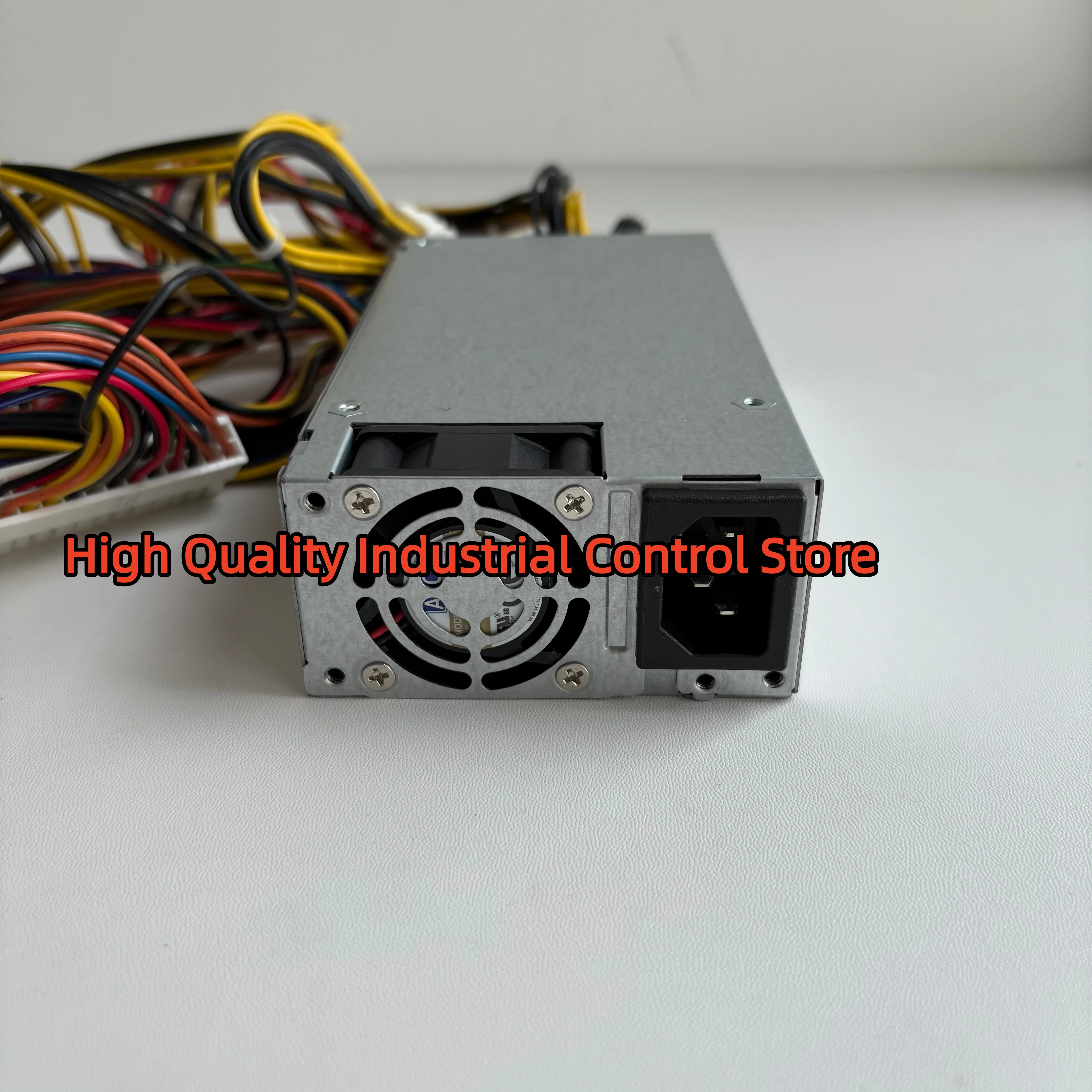 

Новый импульсный источник питания FLXA5351A в коробке