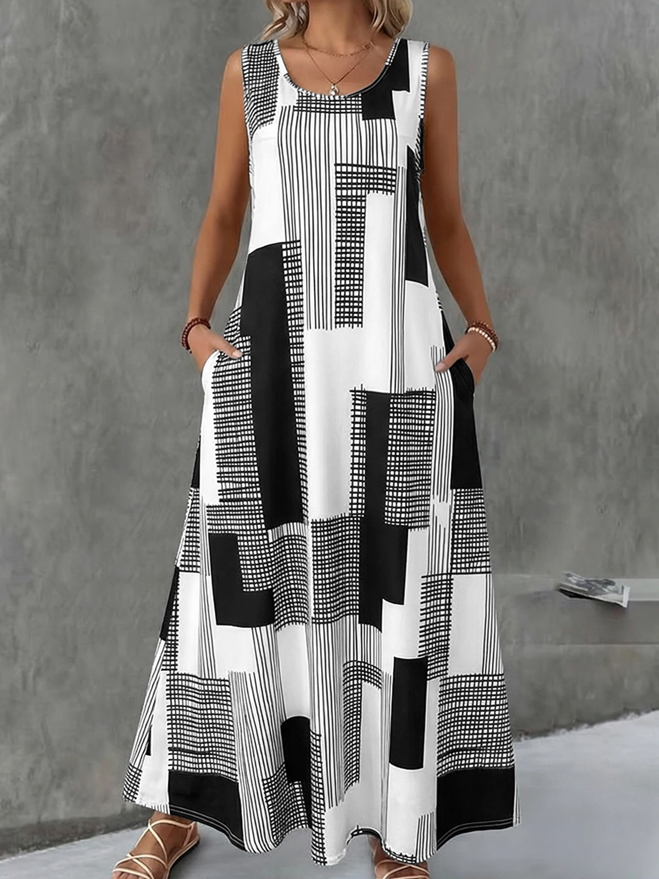 Women's Black White Geometric Patchwork Print Sleeveless Maxi Dress, Summer Casual Round Neck Loose Sundress With Side Pockets