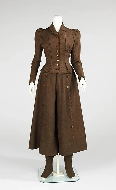 

18th Century Victorian Vintage Uniform Ladies Steampunk Gothic Suit Women Historical Dress Custom Made