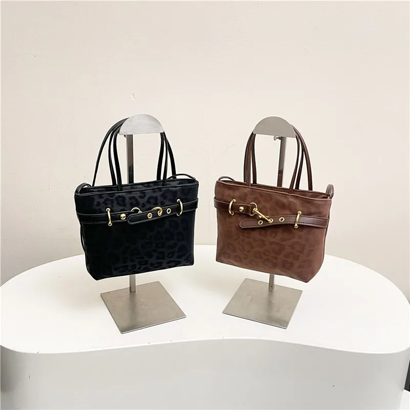 

Сумки через плечо из искусственной замши с леопардовой пряжкой, Лидер продаж 2026, универсальные изысканные сумки, вместительная дорожная сумка на плечо для женщин