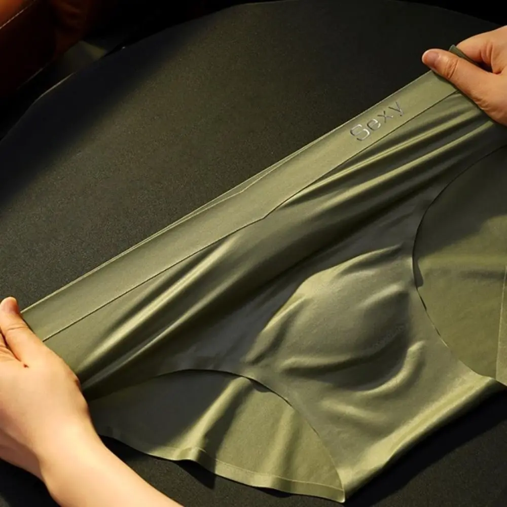 Einfarbige, dünne Sommer-Satin-Slips für Herren, atmungsaktive Unterhosen aus Eisseide, schlichte, schnell trocknende, nahtlose Unterwäsche für Herren, Sommer – Detail 5