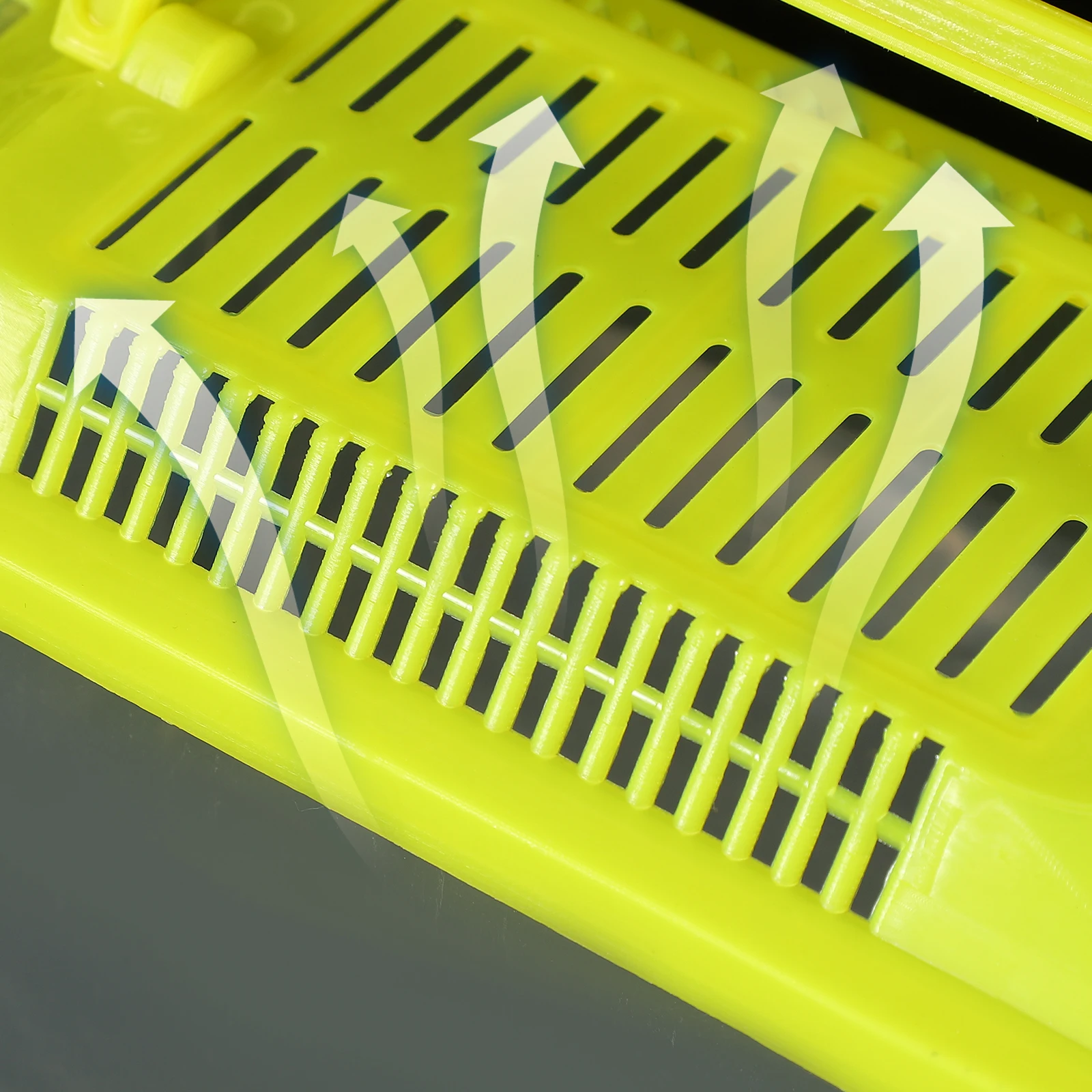 

Handheld Aquarium Fish Tank Smooth Surface Creative Design Reptile Feeding Box Perfect Living Environment Plastic Aquarium