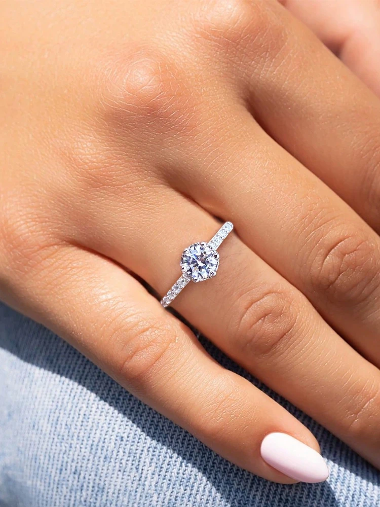 Sparkling 0.4CT Classic Real Moissanite Diamond Engagement Rings For Women Gift Wedding Fashion Elegant Top Quality Jewelry