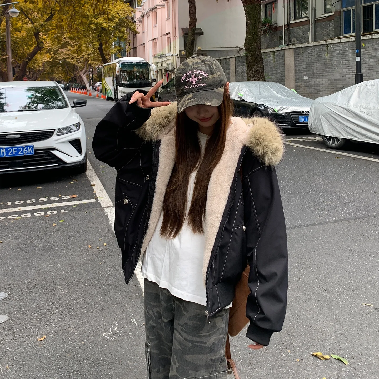 Winter Retro Hooded Parka With Large Fur Collar Cotton Coat Women'S Full Wool Lining Short Loose Thick Cotton-Padded Jacket