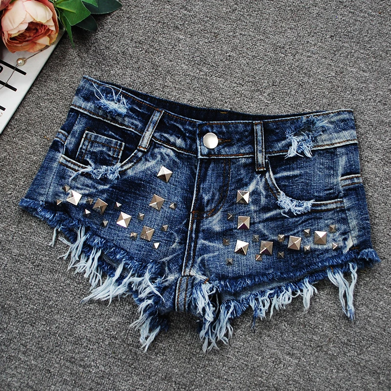 

Vintage Ripped Jeans Shorts Women Summer Sexy Beach Denim Shorts Rivet Tassel Shorts Female Harajuku Y2K 2025 Low Waist Shorts