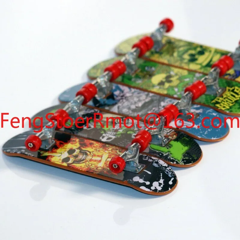 Creative Alloy Finger Skateboard Decompression Mini Set Student Gift Fingertip Dance Scrub