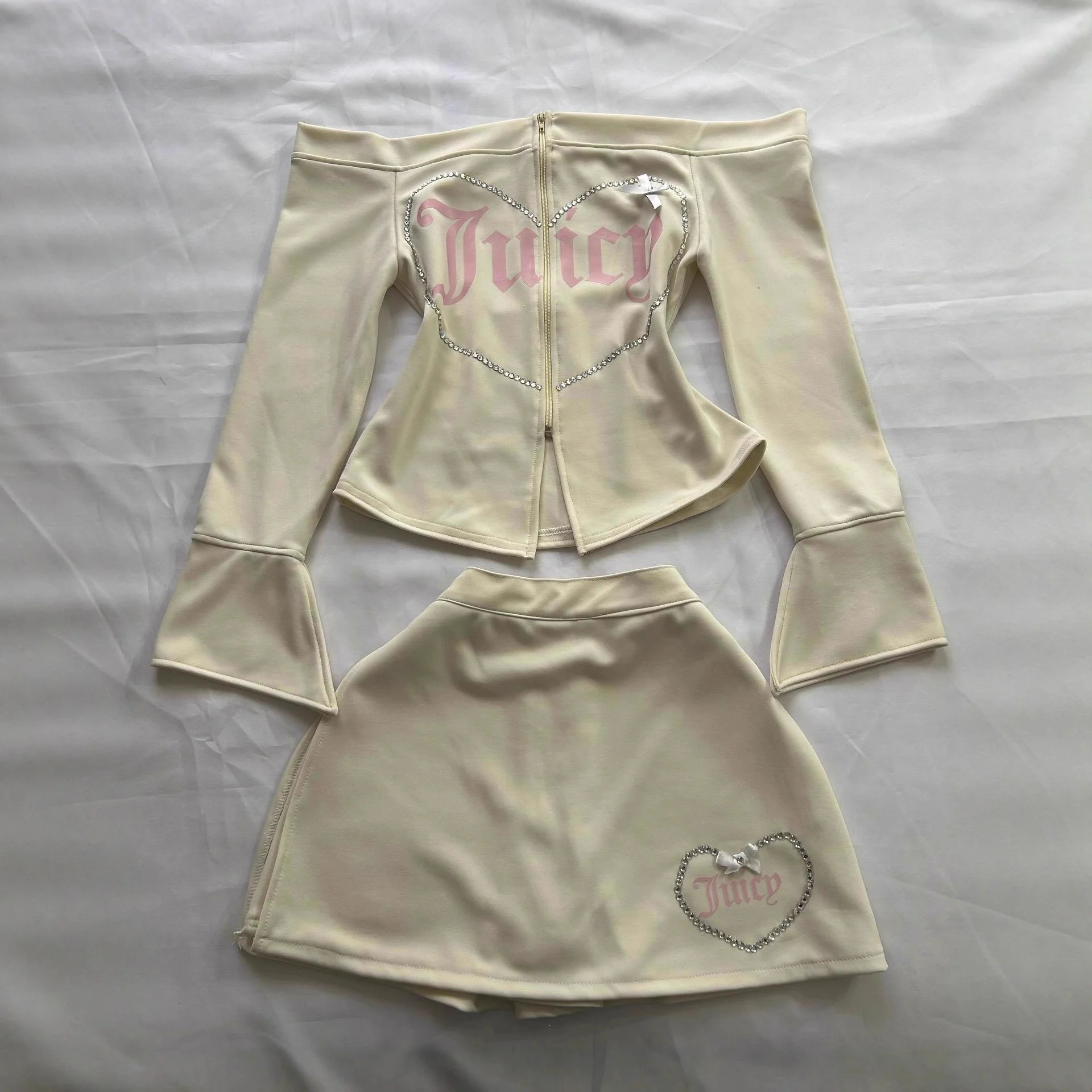 2Pc Off Shoulder Zip Flare Sleeve Top Mini Skirt Set Rhinestone Heart Slim Y2K Outfit Teen Girls Party Street Shoot