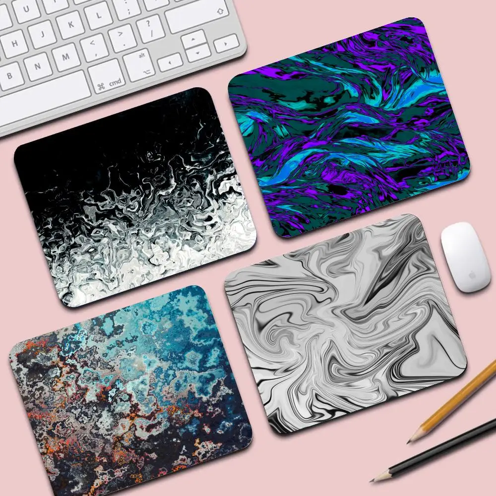 

HYBXAXC Computer Small Mouse Pad Strata Liquid Gaming Accessory Mousepad Black White Desk Mat Gamer Rubber Mause Carpet Run