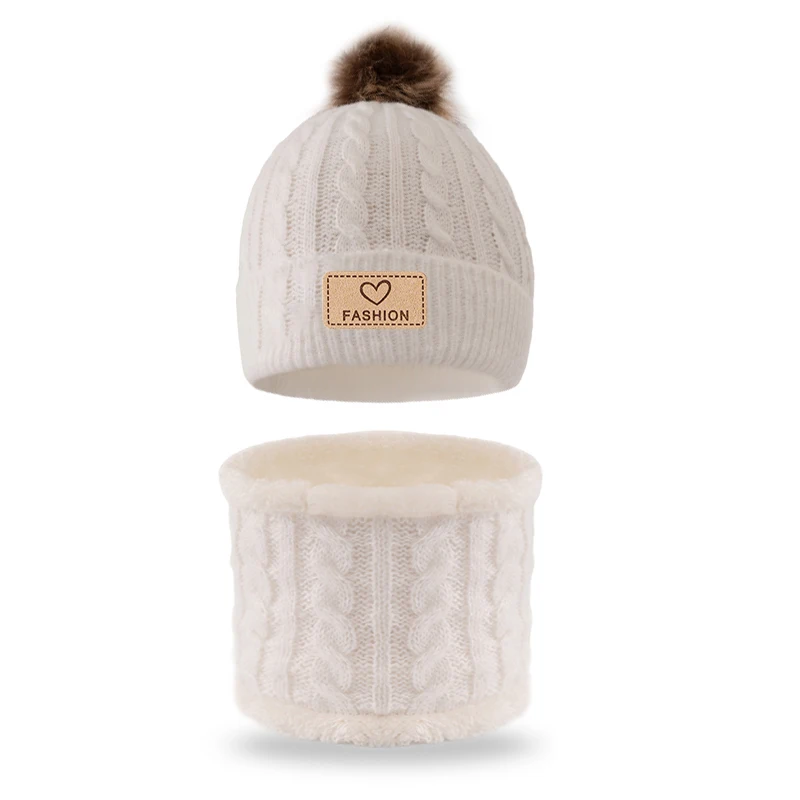 This set of children's knitted single-ball knitted hat and scarf is suitable for children aged 3 to 12 to wear