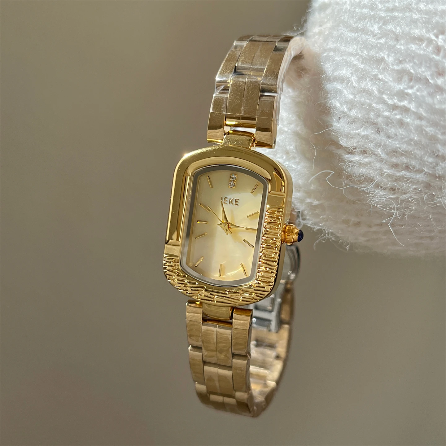 ساعة سلسلة نسائية جديدة، طراز كوري، قرص مربع بسيط، ساعة كوارتز من الفولاذ المقاوم للصدأ راقية، إكسسوار نسائي.