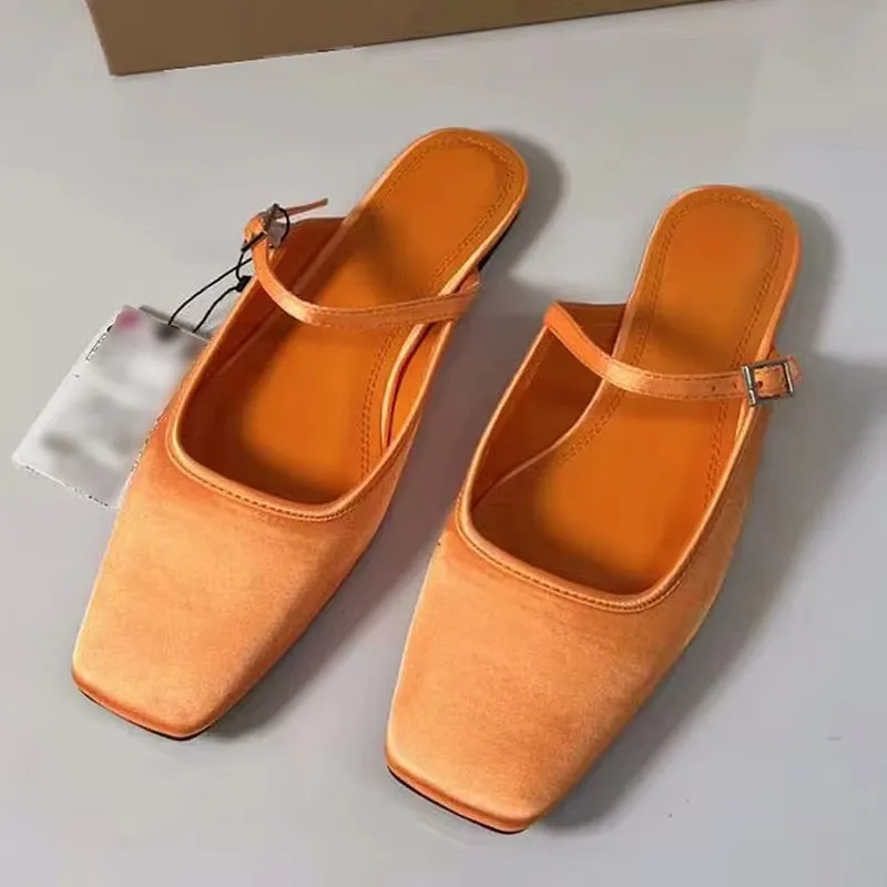 TRAF-zapatillas planas de satén con punta cuadrada para mujer, sandalias informales con hebilla elegante, color naranja, 2024