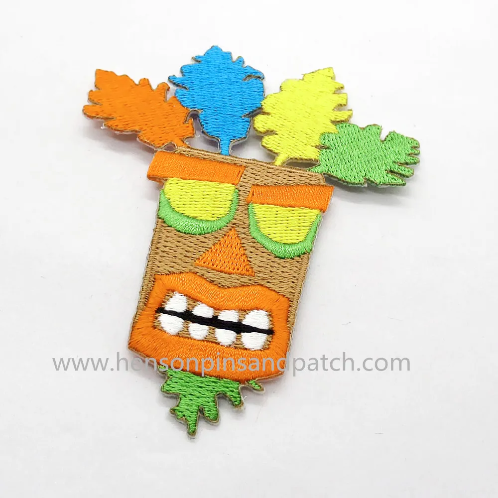 

Custom small minimum order quantity embroidery tree man bag patch for children gift