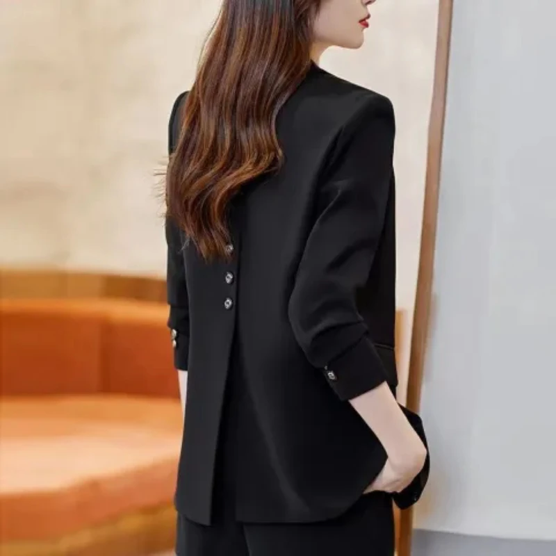 

Elegant Korean Style Women's Suit Jacket High Quality Polyester Long Sleeve Pure Color Commute Style Fashionable Split Design