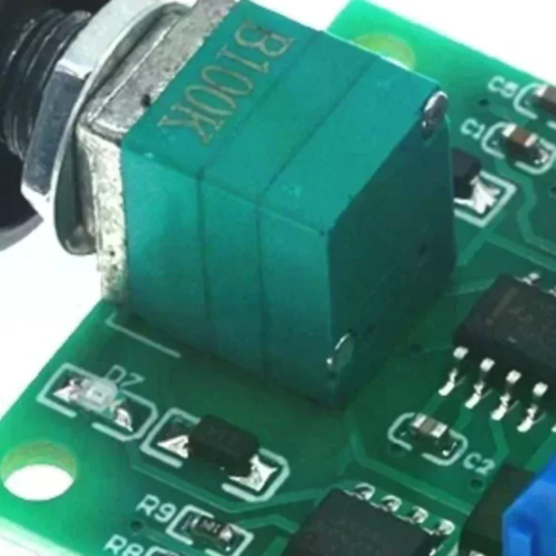 

1Pcs Adjustable Speed DC Motor Driver Home Improvement Durable DC 1.8V 3V 5V 6V 12V PWM Motor Speed Controller