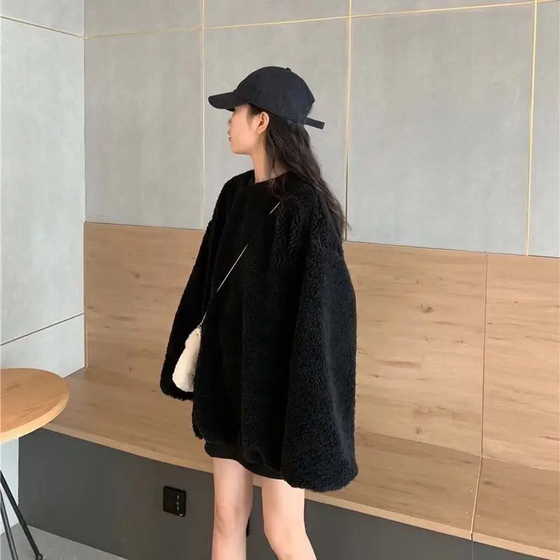 بلوزات نسائية بدون قبعة ملابس الشارع الشهير فضفاضة شتوية دافئة سميكة Y2k ملابس Harajuku Mujer Ropa وصلت حديثًا على الطراز الكوري محب Ins