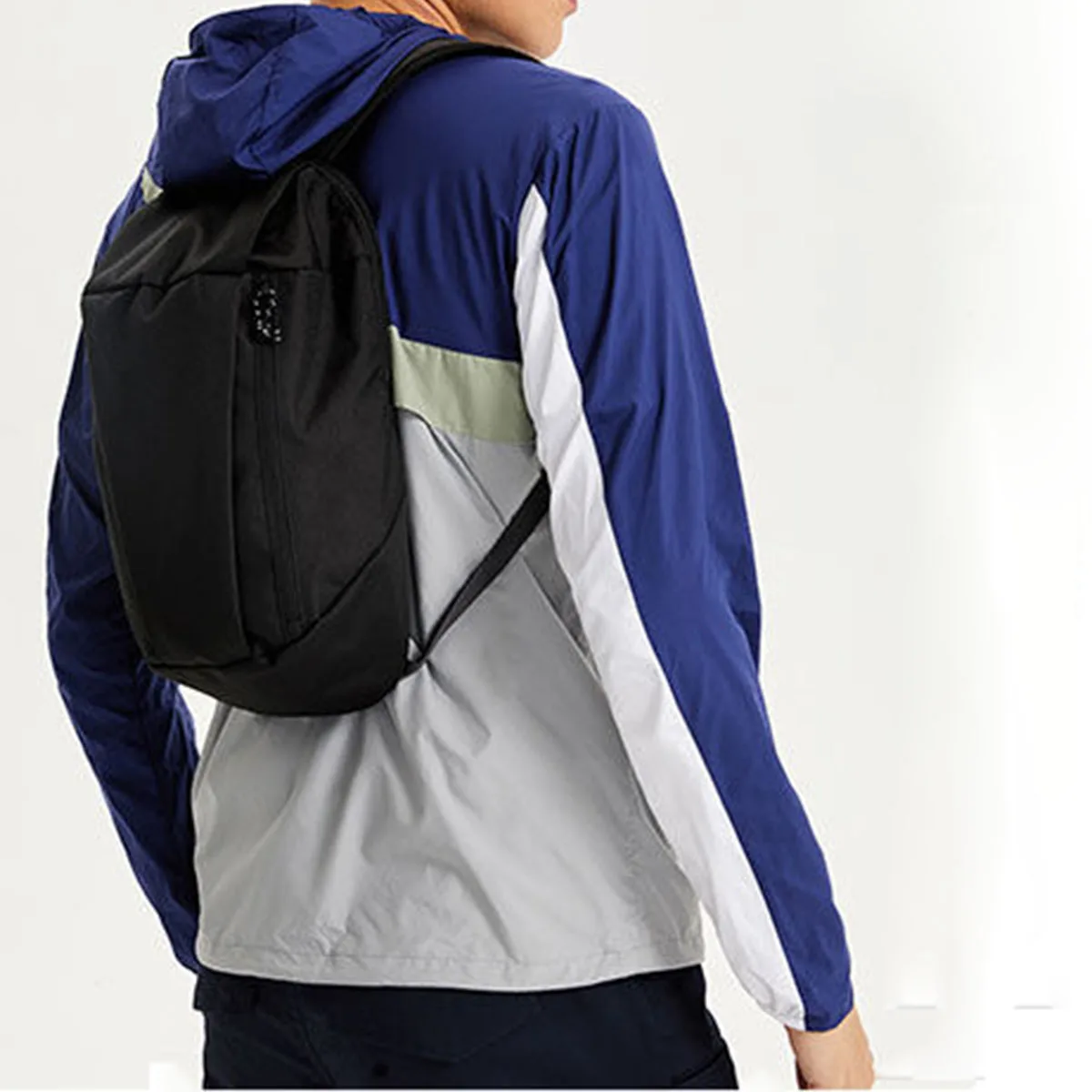 Solid Black Casual Backpack, Lightweight Multi‑Pocket Travel Daypack, Water‑Resistant Rucksack for Daily Commute Outdoor Sports