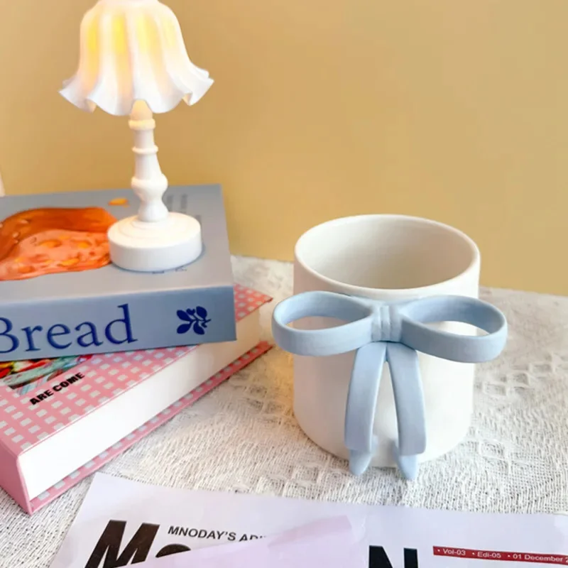 New Ins Bow Tie Handle Mug Creative Princess Ceramic Water Cup Nordic Coffee Breakfast Milk Juice Cups Office Drinking Utensils