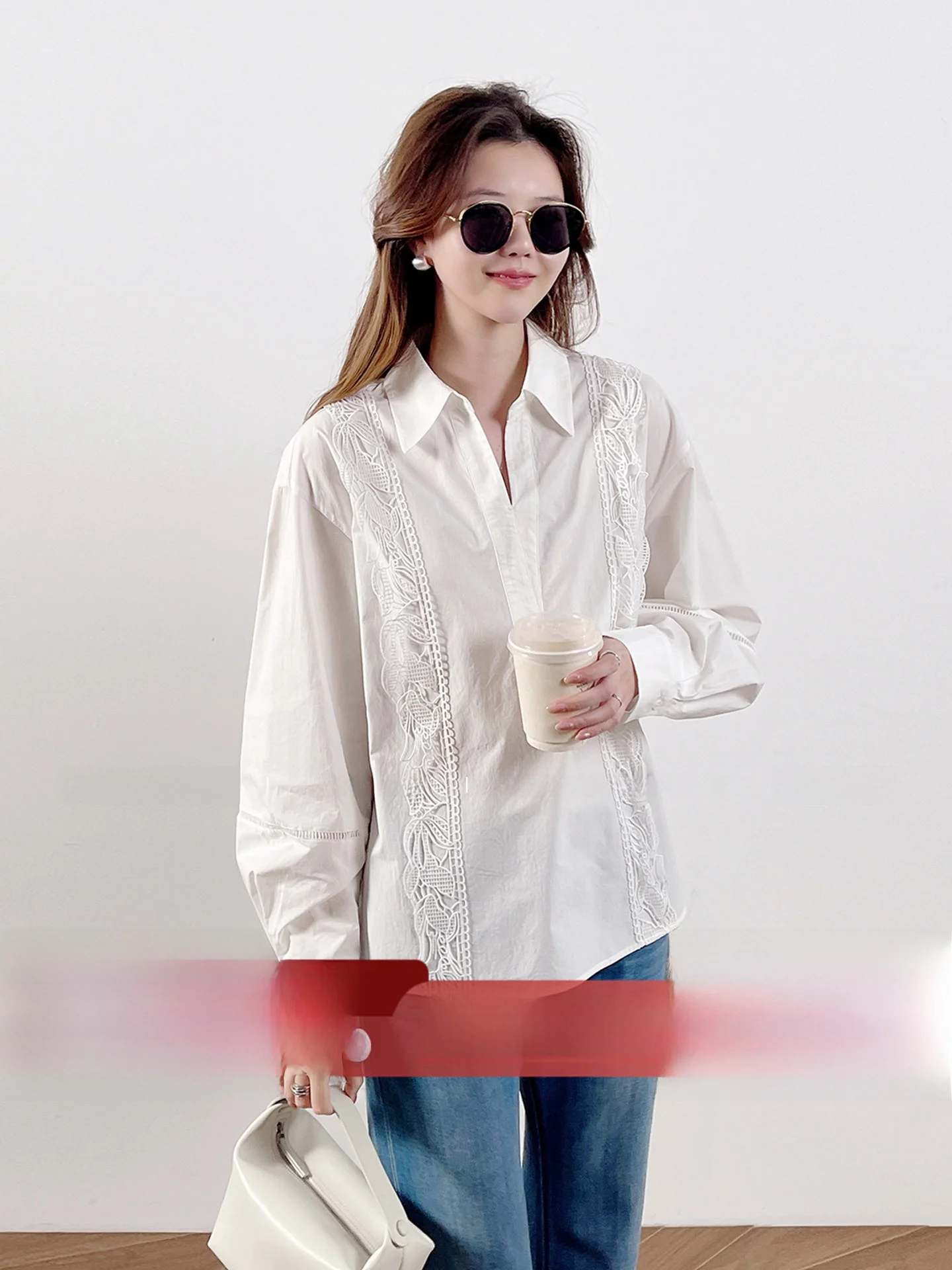 

Elegant White Cotton Lace Trimmed Lantern Sleeve Shirt Women's Loose Fit Long Sleeve Button up Shirt Spring 2026 New Style
