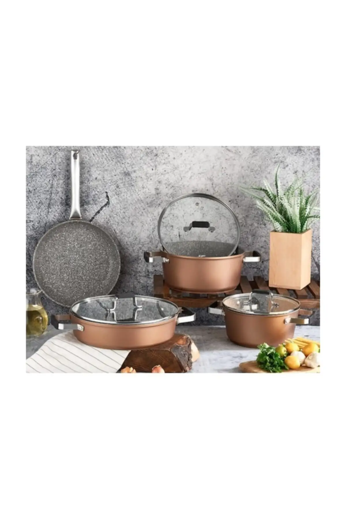 BOLD ROSE GOLD COOKWARE