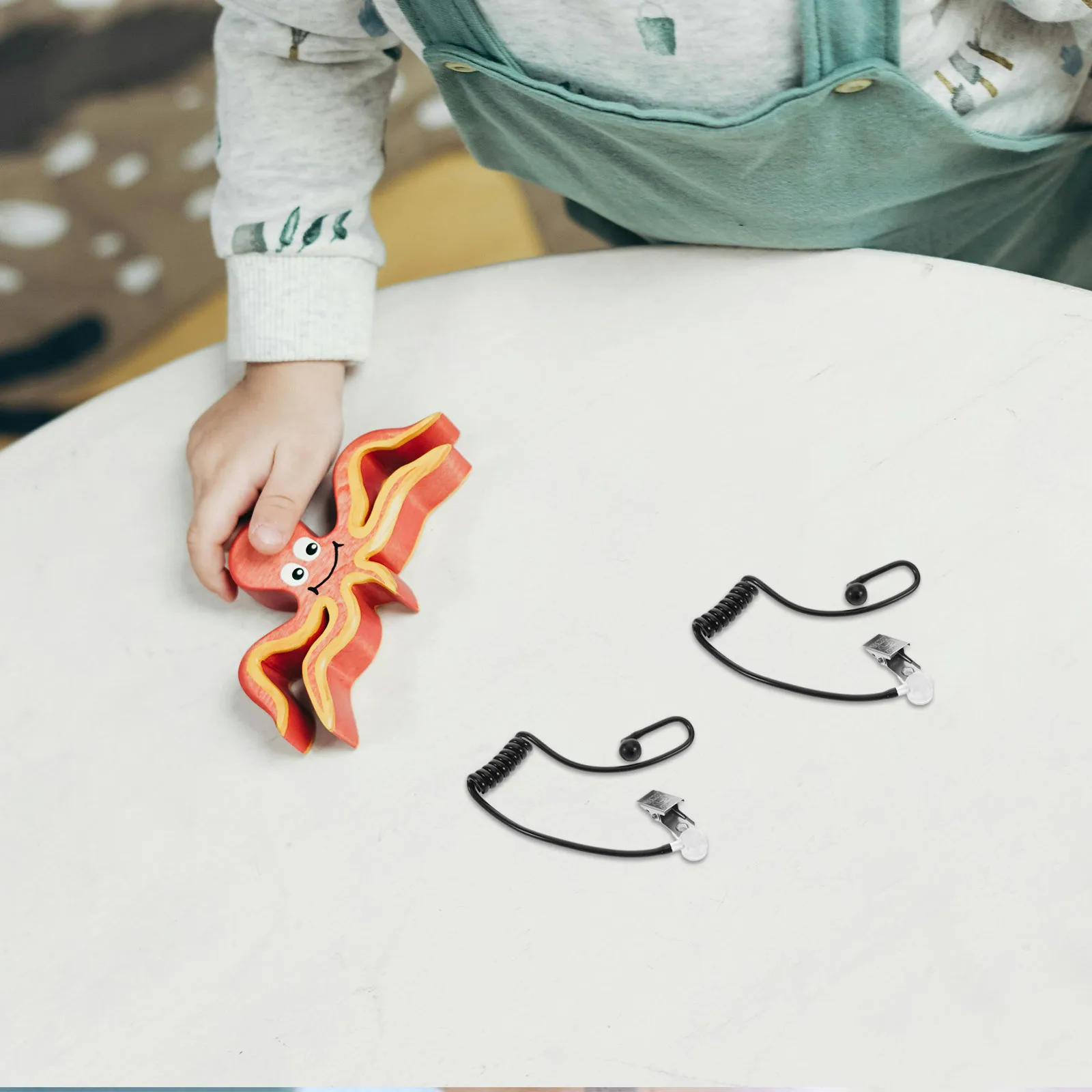 

2Sets Simulated Earphone Mic Plaything Child-Friendly Detective Cosplay Prop for Skill Development Fun Group