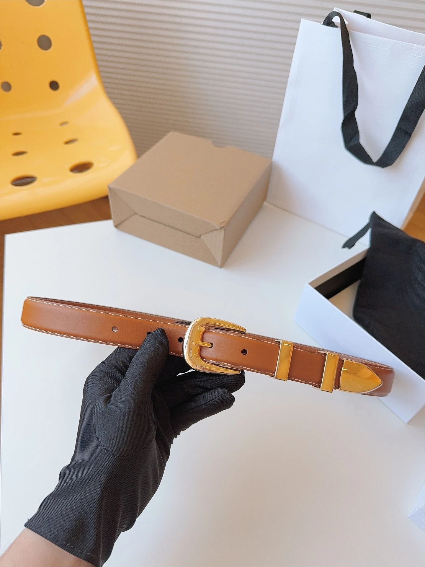 Luxury Slim Leather Belt-100% First Layer Cowhide Simple Buckle Formal Pants and Jeans Must-have High-end Holiday Gift for Women