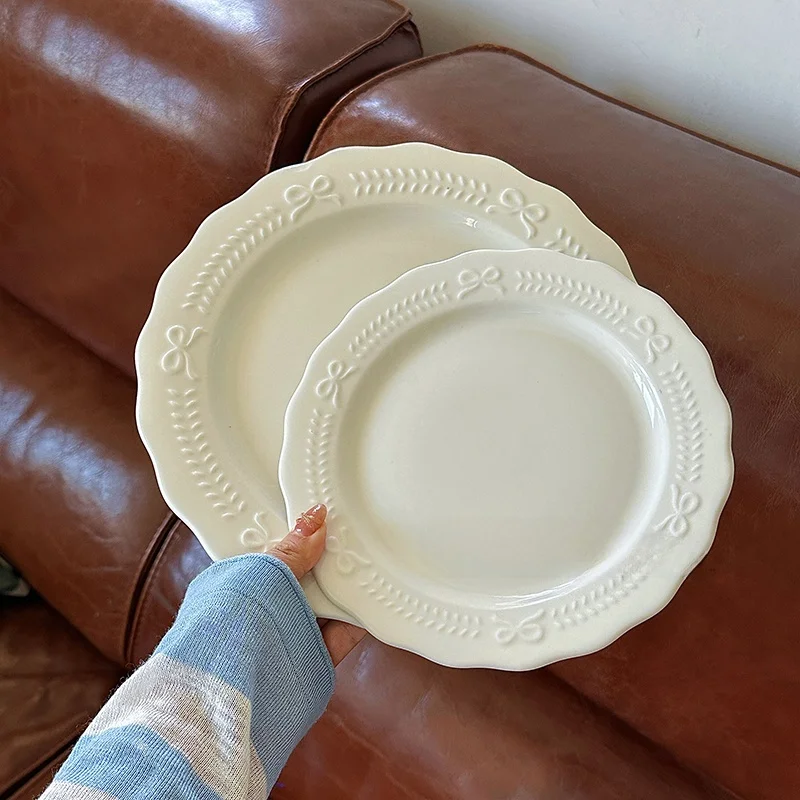 Retro Knot Emed Cer… - image