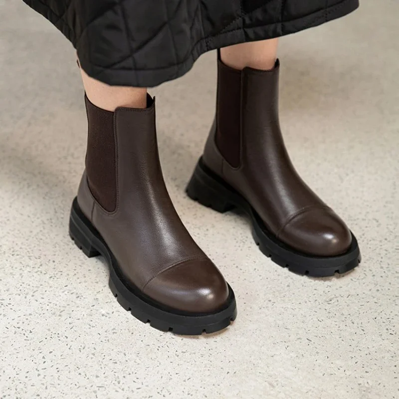 NEW Autumn Winter Cow Leather Ankle Boots Women Round Toe Chunky Heel Women Shoe Solid Chelsea Boots Casual Platform Women Boots