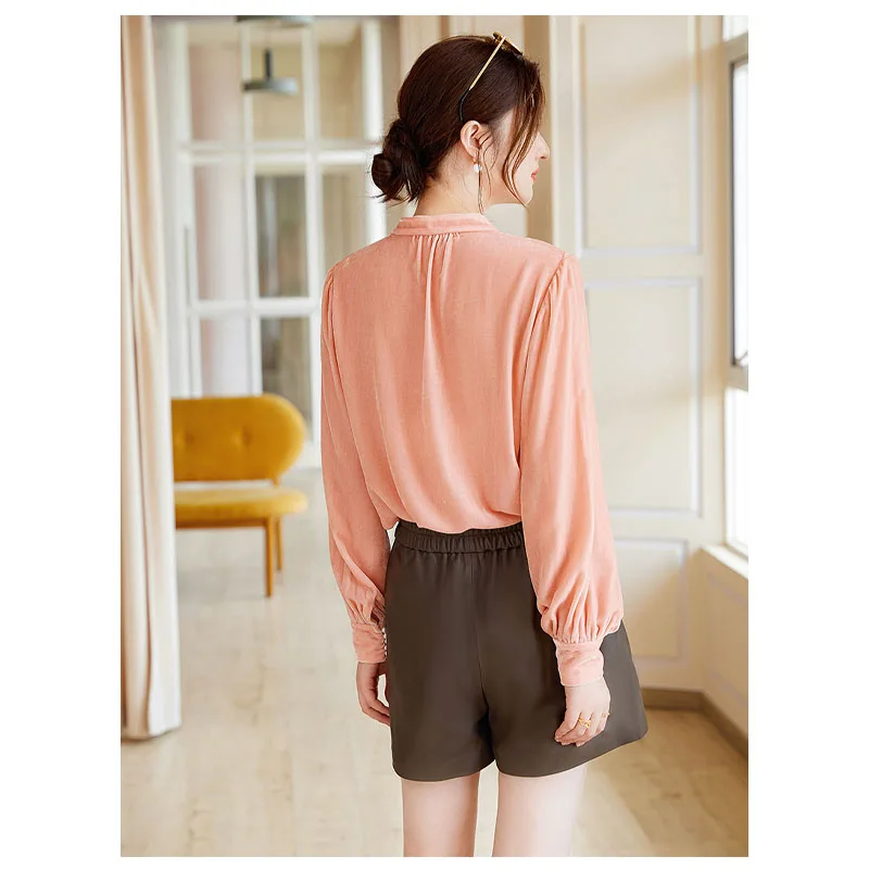 Koszula damska Fengbaoyu z wysokiej jakości jedwabnego aksamitu - elegancka i pełna wdzięku, odpowiednia do noszenia w biznesowych i codziennych okazjach dla kobiet.