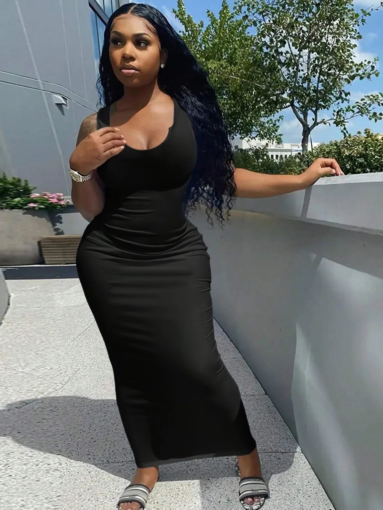 

Women's Solid Color Notched Neck Tank Dress, Casual Fashion Sleeveless Bodycon Long Dress for Daily Outdoor Wear, Ladies Clothes