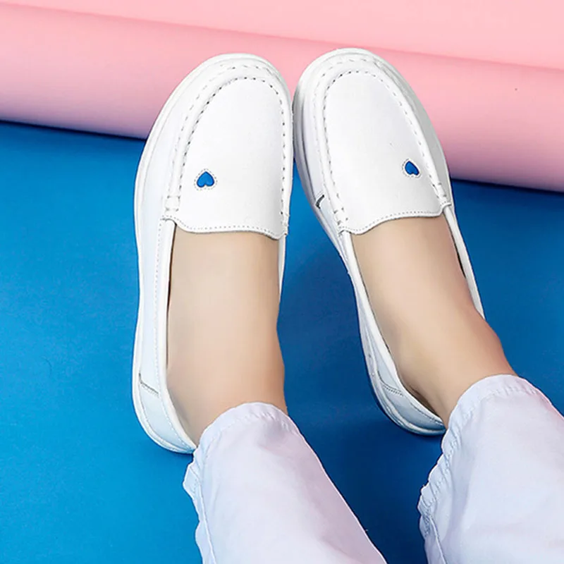 2023 White Genuine Leather Platform Loafers Women Nurse Shoes Round Toe Slip-on Thick Flats Breathable Soft Cowhide Chunky