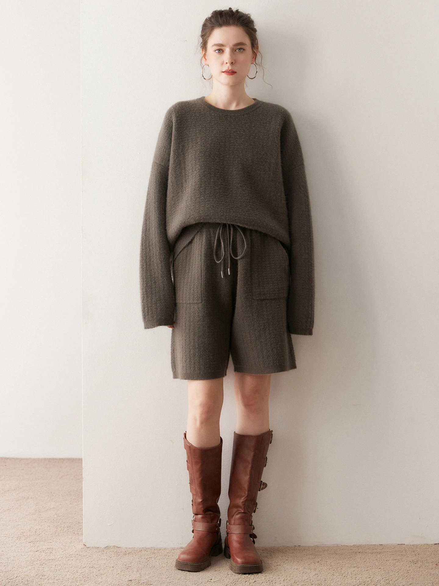 

Chic Women's Warm Soft Jacquard 100% Cashmere Autumn Winter Pullover Sweater Short Pants Casual Loose Comfort Two-Piece Set