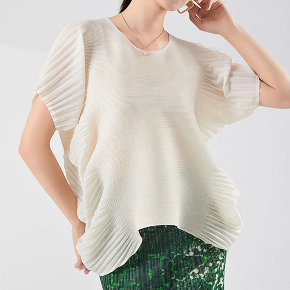 

Irregular short-sleeved loose women's T-shirt summer new solid color loose and thin commuting temperament versatile top