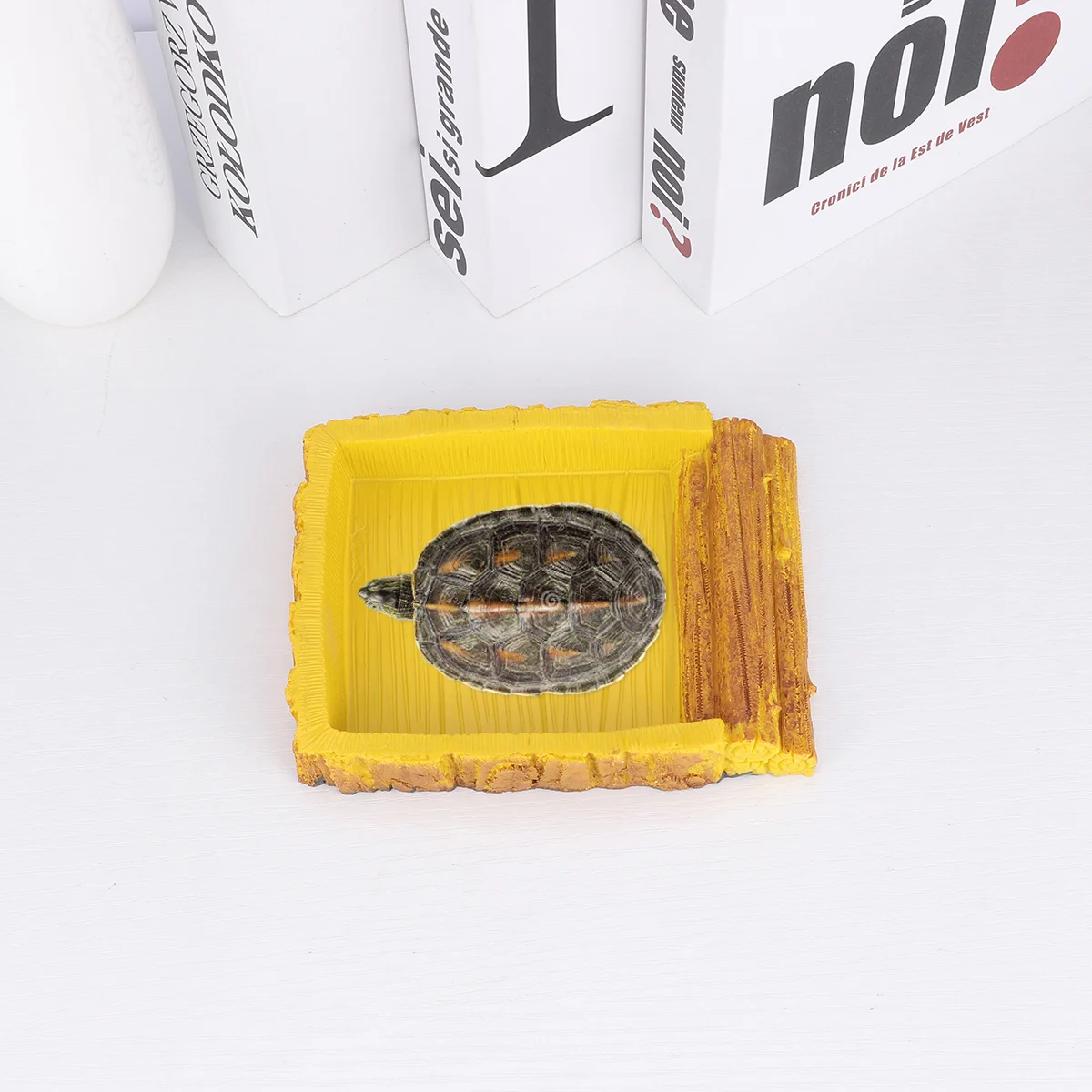 

1Pcs Turtle Lizard Feeding Bowl Reptile Water Tray Small Pet Food Container Excellent for Habit Monitoring and